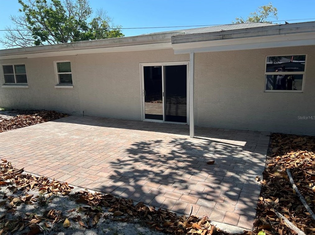 2004 Yale Ave, Bradenton, FL 34207-5256