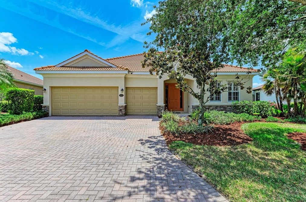 423 Grand Preserve Cv, Bradenton, FL 34212-3200