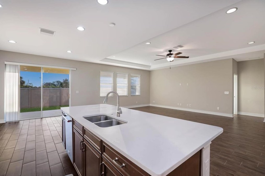 1103 116th St E, Bradenton, FL 34212