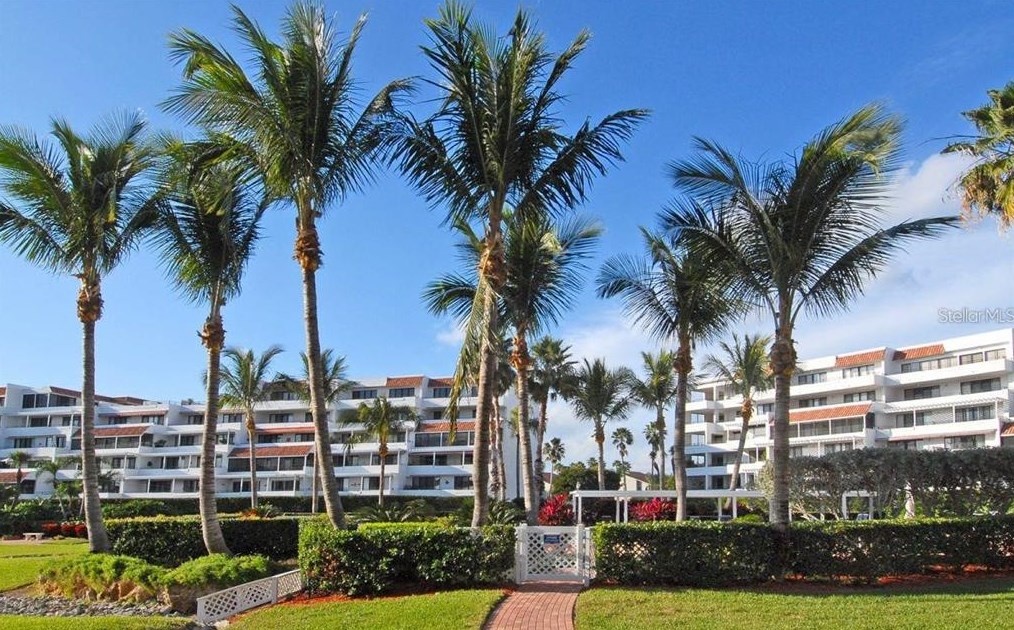 1465 Gulf Of Mexico Dr #504, Longboat Key, FL 34228