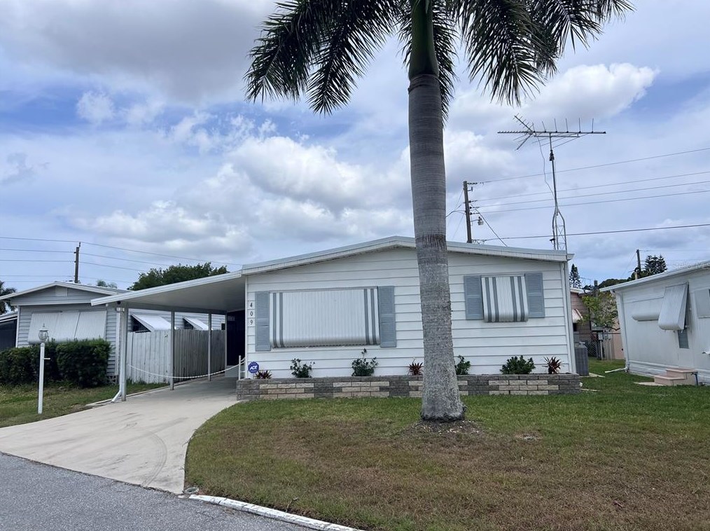 409 51st Avenue Dr, Bradenton, FL 34207-2768