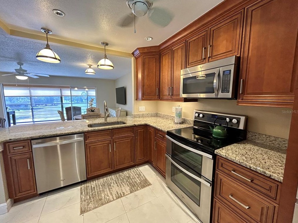 4040 Ironwood Cir #404f, Bradenton, FL 34209