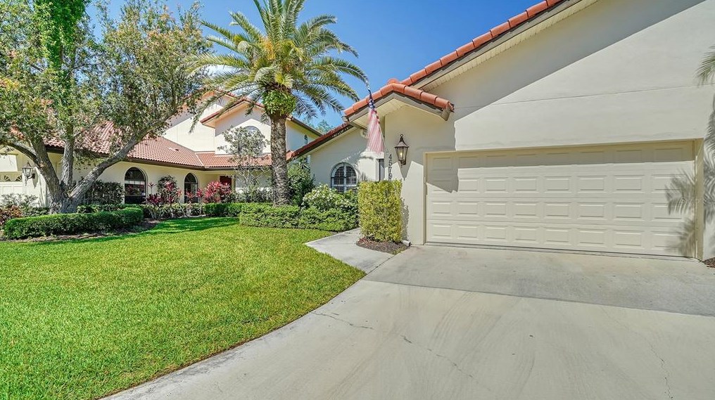 4579 Las Brisas Ln, Sarasota, FL 34238-4526