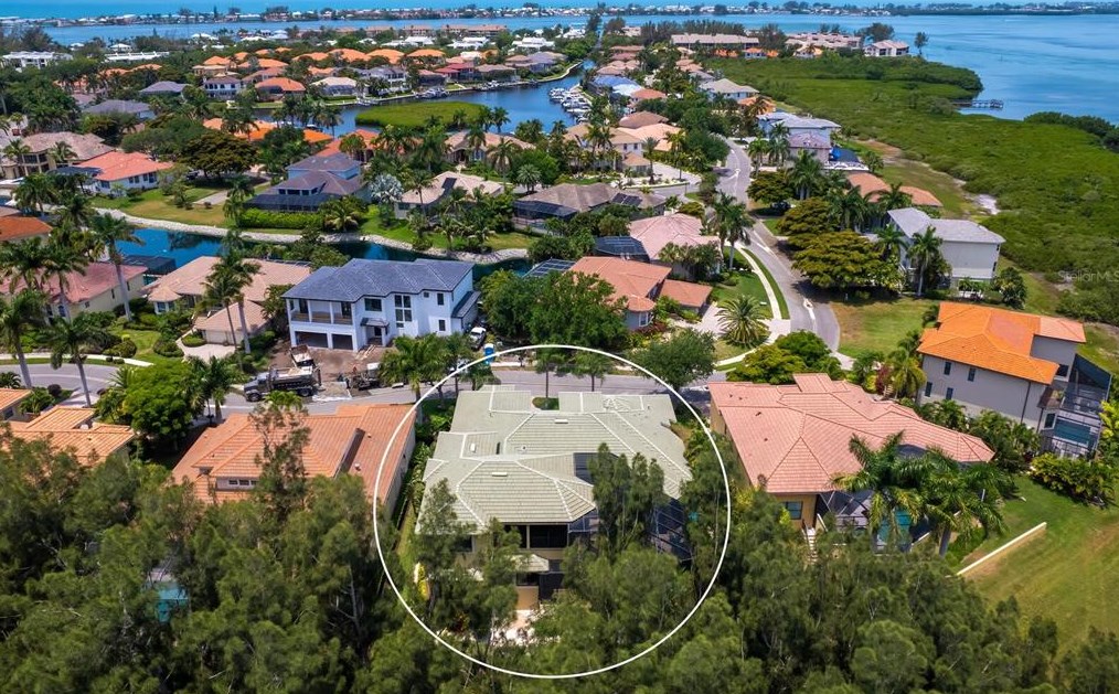 12325 Baypointe Ter, Cortez, FL 34215-2566