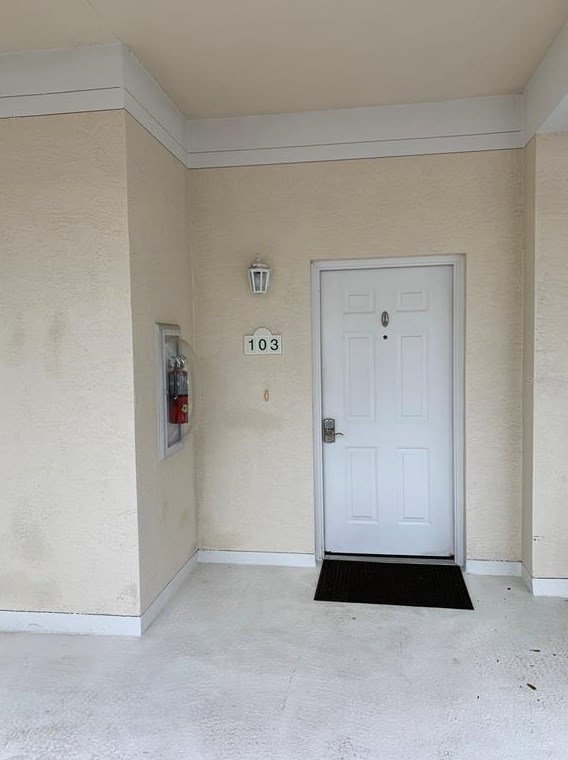 3702 54th Dr W #103, Bradenton, FL 34210