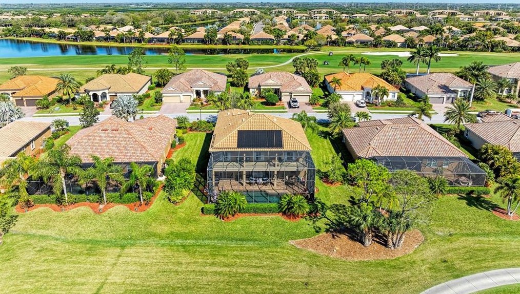 7904 Heritage Grand Pl, Bradenton, FL 34212-3262