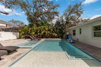 1865 Orchid Street, Sarasota, FL 34239 - Photo 16