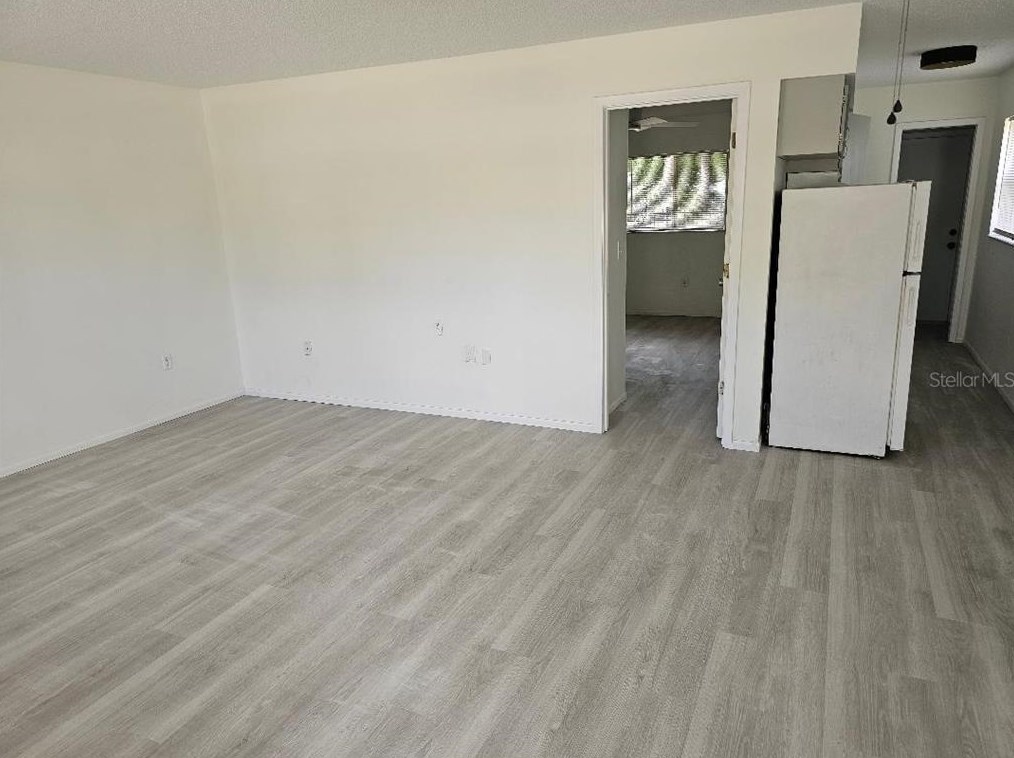 219 23rd St, Bradenton, FL 34208-5426