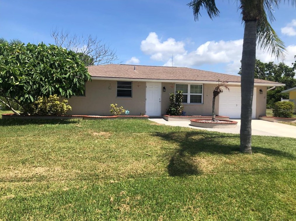 308 Citrus Dr, Nokomis, FL 34275-3735