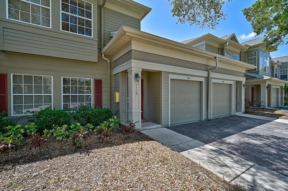 7771 Plantation Cir, Bradenton, FL 34201-2067