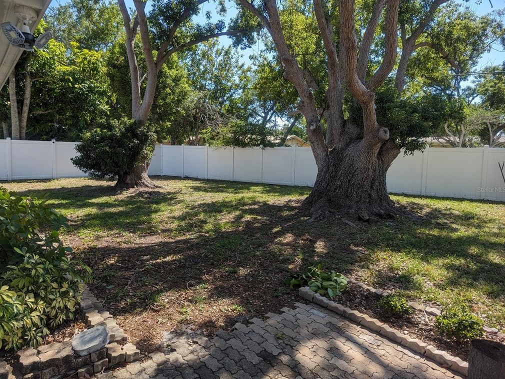 6432 White Sands Ter, Sarasota, FL 34231-5824
