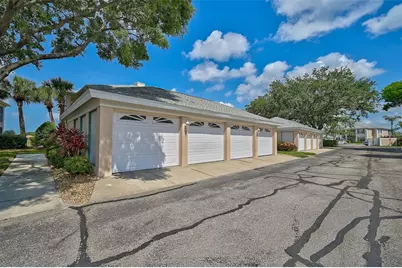 4215 Caddie Drive E #101, Bradenton, FL 34203 - Photo 4