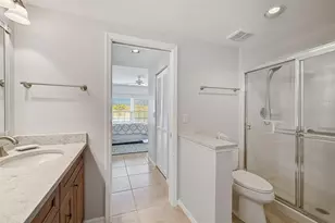 4215 Caddie Dr E, Bradenton, FL 34203 - Photo 10