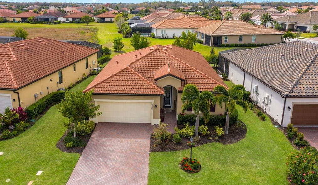 10120 Marbella Dr, Bradenton, FL 34211-2302