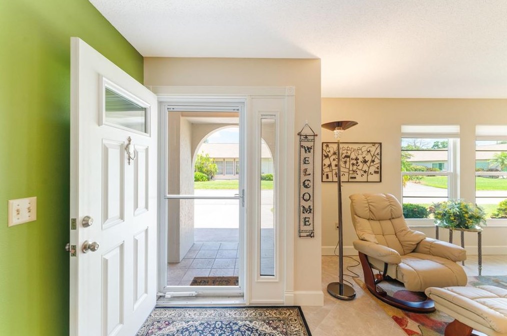 1568 Stewart Dr #607, Sarasota, FL 34232