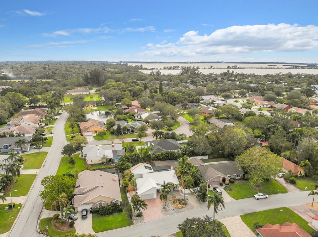 7907 11th Ave, Bradenton, FL 34209-9768