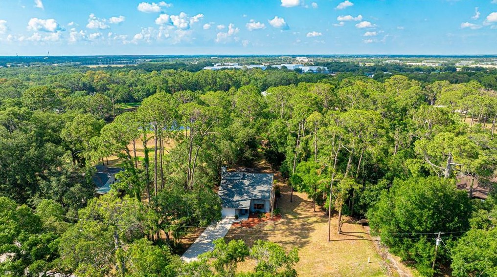 10108 Oak Run Dr, Bradenton, FL 34211-9394