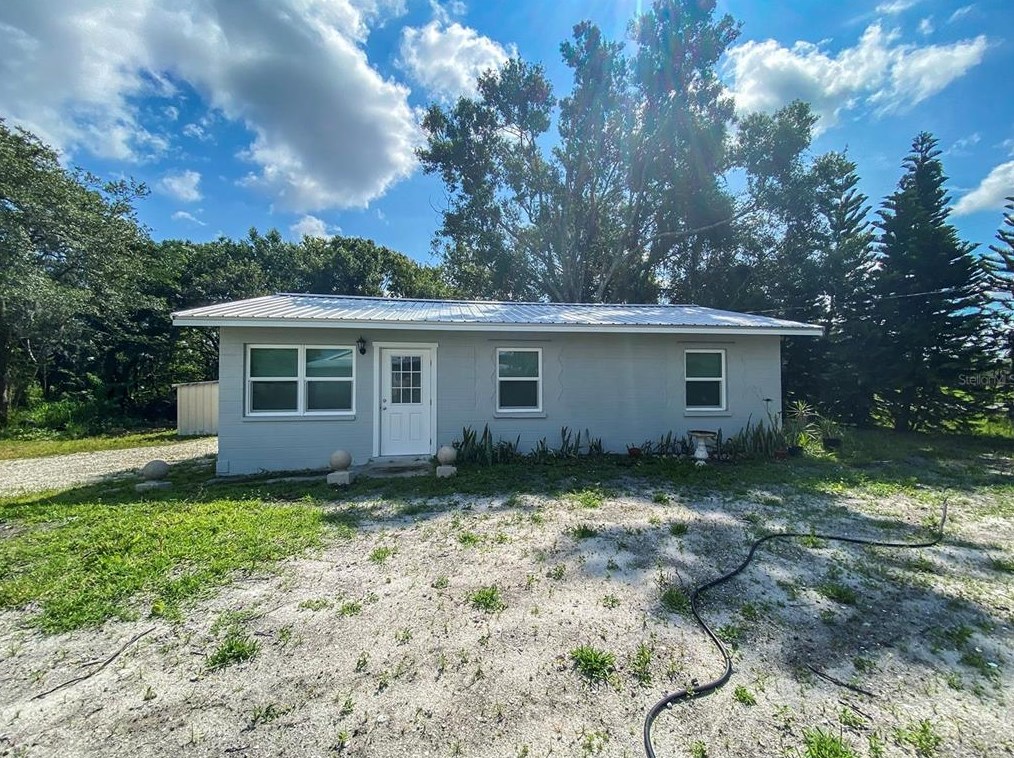 7379 Rim Rd, Sarasota, FL 34240-8824