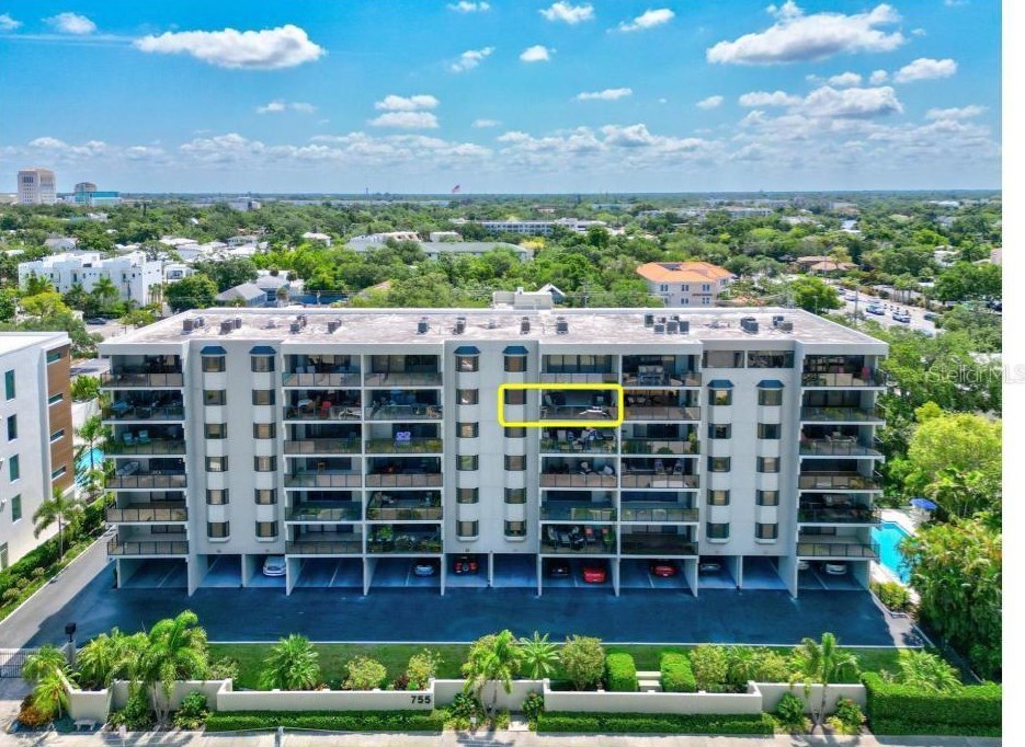 755 S Palm Ave #503, Sarasota, FL 34236