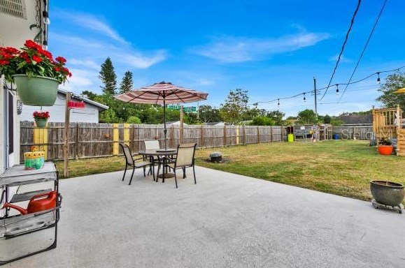 3733 Feather Dr, Lakeland FL 33812-4127 exterior