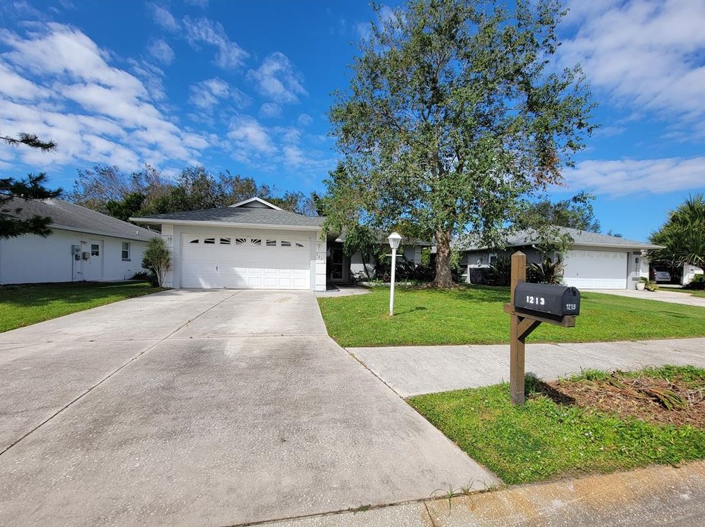 1213 Oak Trace Dr, Sarasota, FL 34232-5956