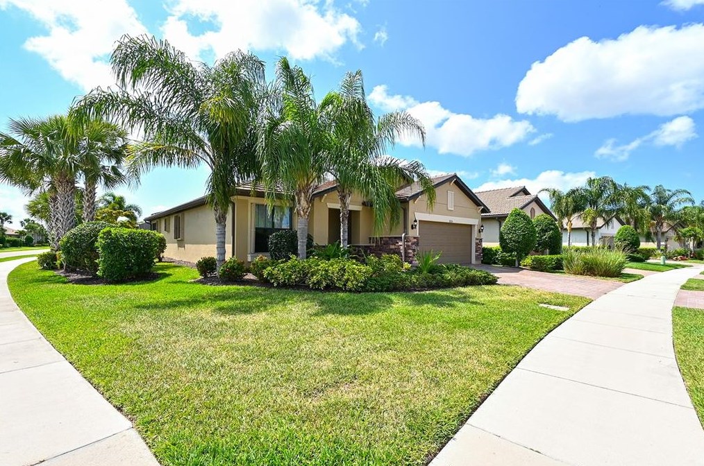 11225 Sandhill Preserve Dr, Sarasota, FL 34238