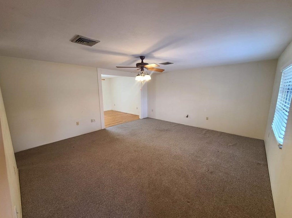 4831 Greenleaf Rd, Sarasota, FL 34233-3908