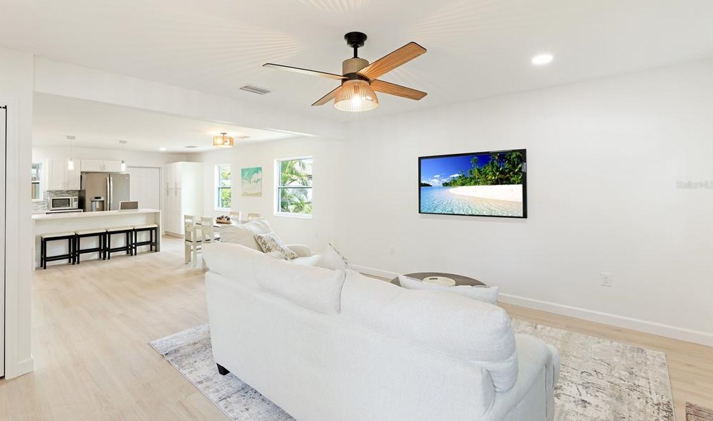 3960 Eton Pl, Sarasota, FL 34241