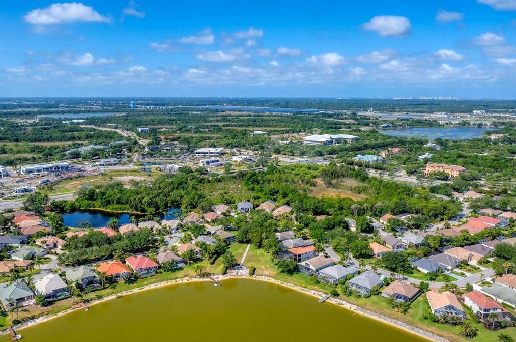 6514 Waters Edge Way, Bradenton, FL 34202