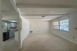 2025 Amanda Dr, Sarasota, FL 34232 - Photo 4