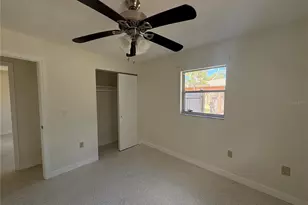 2025 Amanda Dr, Sarasota, FL 34232 - Photo 10