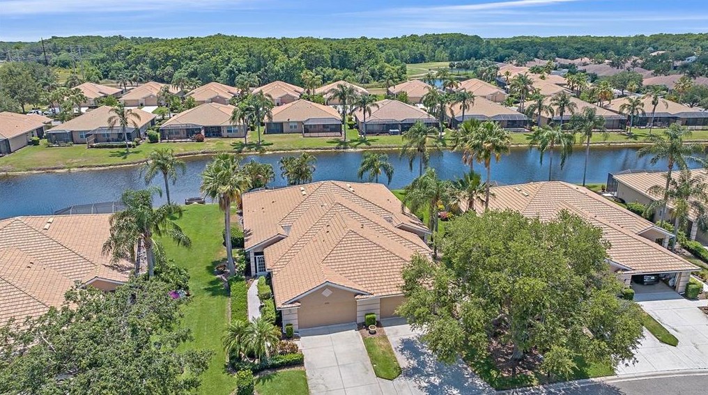 8302 Summer Greens Ter, Bradenton, FL 34212-9378