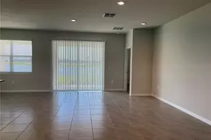 18027 Pastureland Ave, Bradenton, FL 34211 - Photo 4