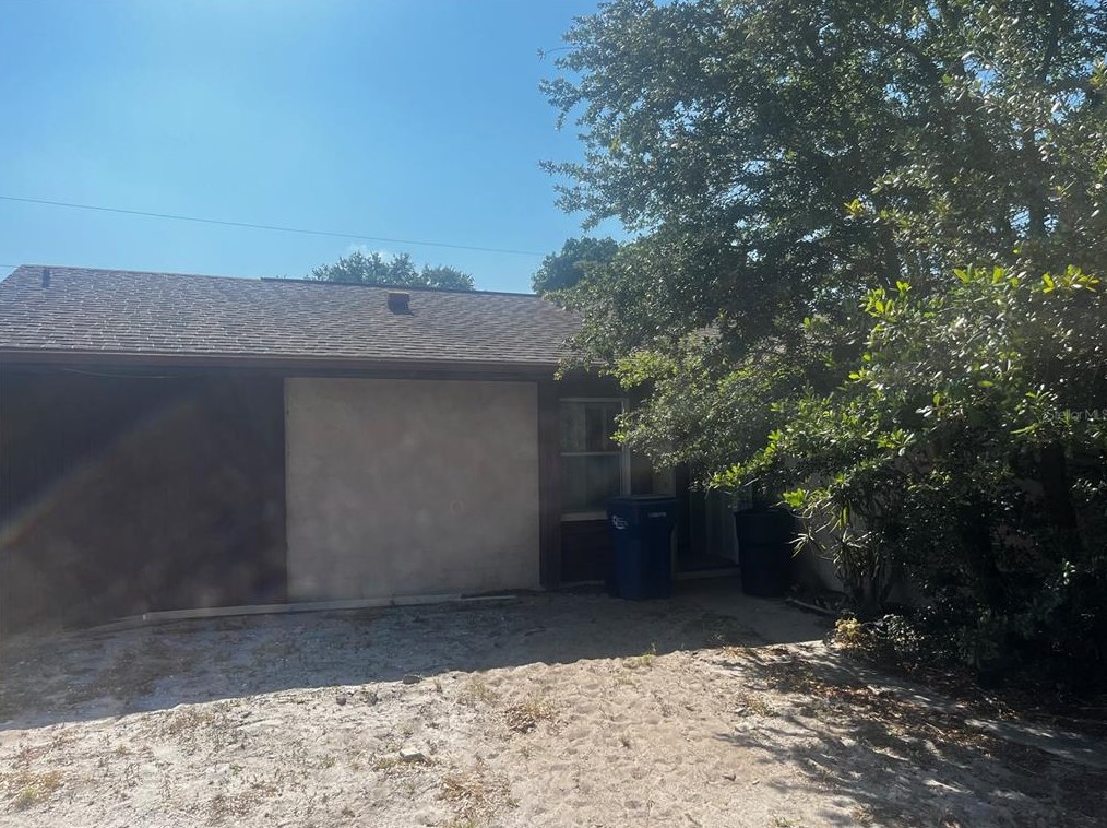 1316 65th St, Bradenton, FL 34209-1327