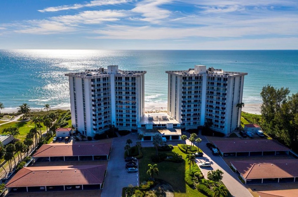2295 Gulf Of Mexico Dr, Longboat Key FL  34228-3258 exterior