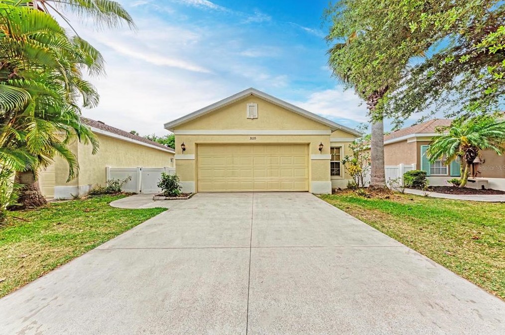 3035 27 Ct, Palmetto, FL 34221-2557