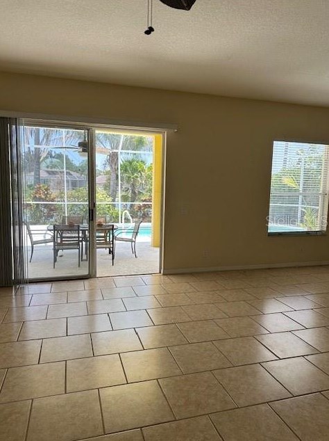 4525 Useppa Dr, Bradenton, FL 34203
