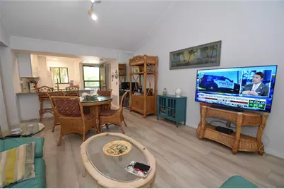 1720 Glenhouse Drive #GL429, Sarasota, FL 34231 - Photo 10