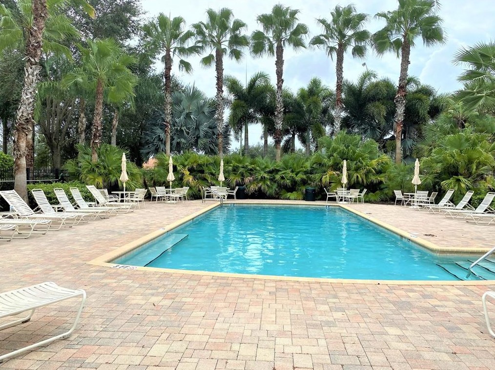 7886 Moonstone Dr, Sarasota FL  exterior