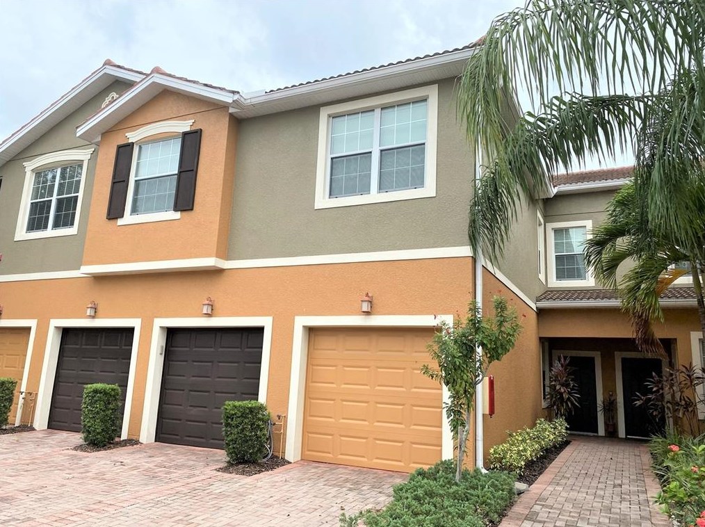 7886 Moonstone Dr #4-102, Sarasota, FL 34233
