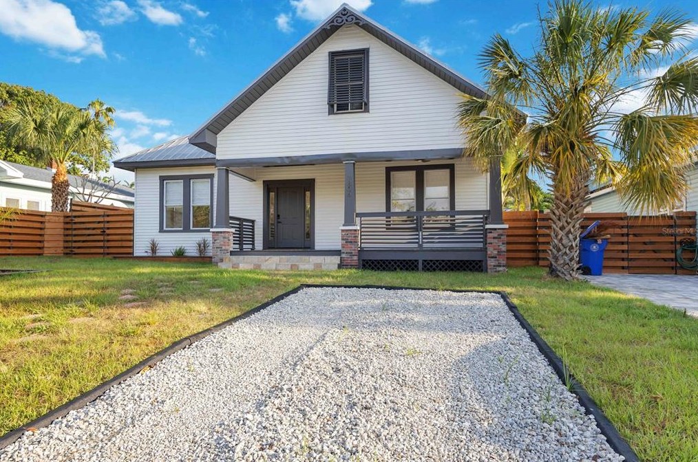 1806 7th Ave, Bradenton, FL 34205-5807