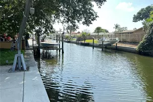 1723 Stanford Ln, Sarasota, FL 34231 - Photo 44