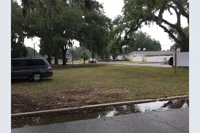 520 20th Street E, Bradenton, FL 34208 - Photo 2