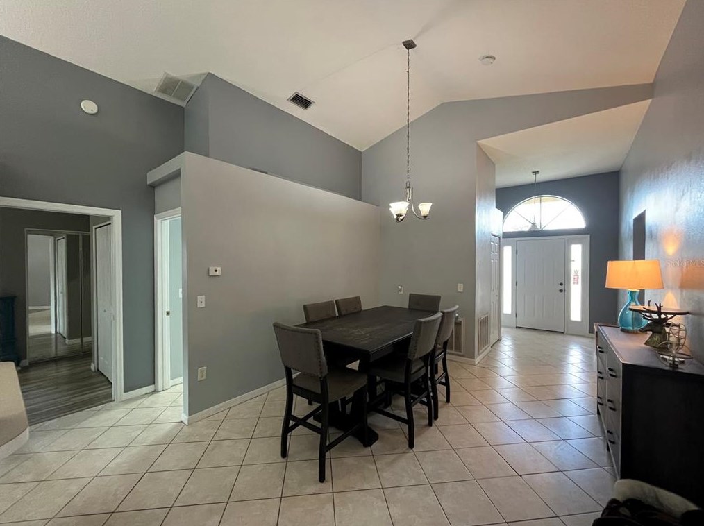 7239 Rangi Dr, Sarasota, FL 34241