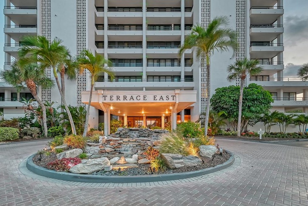 5300 Ocean Blvd, Sarasota, FL 34242-3326