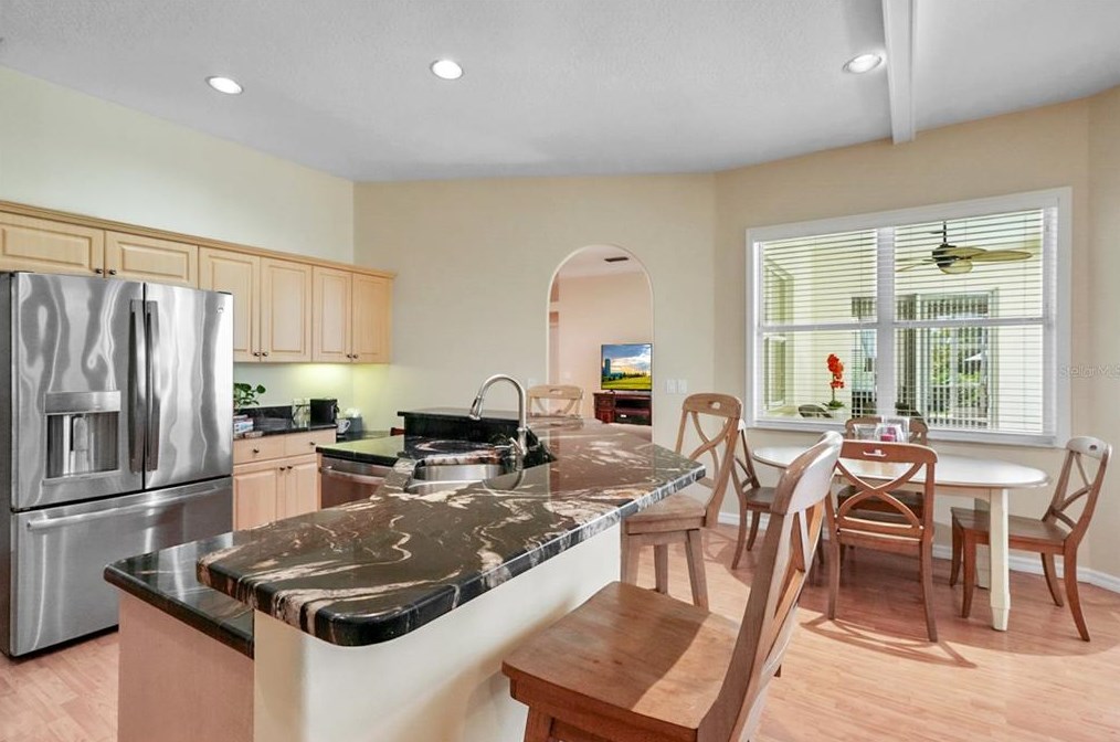 4416 Golden Lk Dr, Sarasota FL  34233-1978 exterior