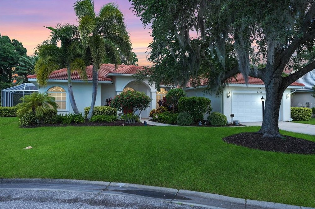 4416 Golden Lake Dr, Sarasota, FL 34233-1978