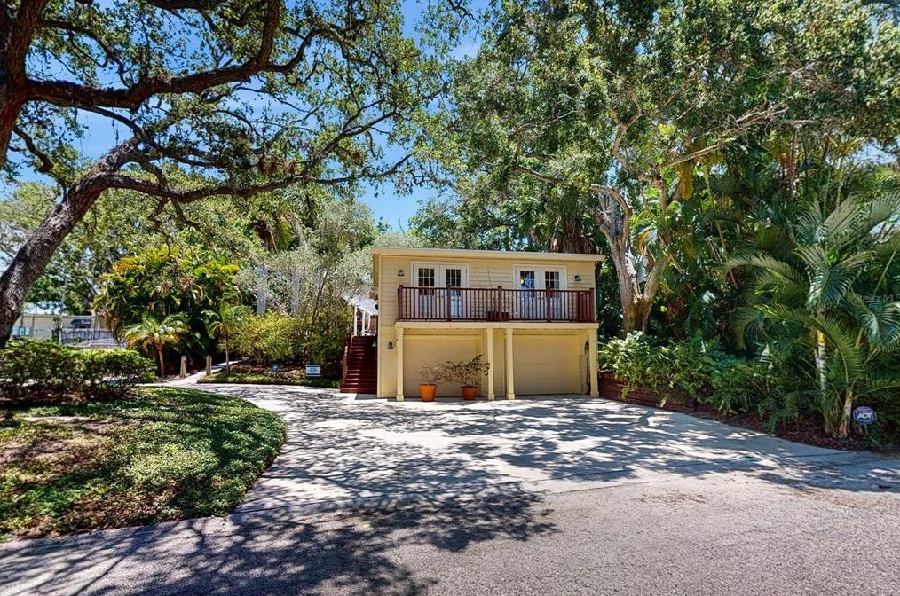 1600 Wewa Dr, Sarasota, FL 34239