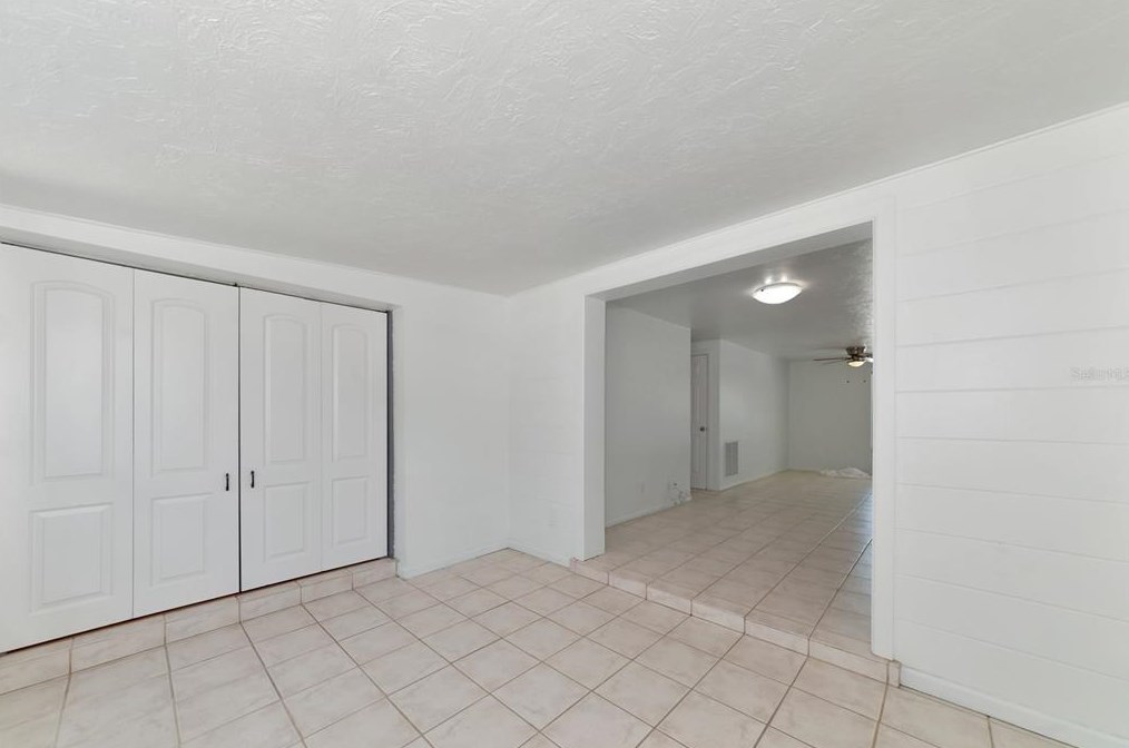 3007 Bayshore Gdn Pkwy, Bradenton FL  34207-4337 exterior