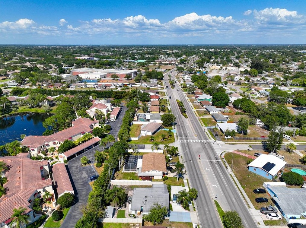 3007 Bayshore Gdn Pkwy, Bradenton FL  34207-4337 exterior